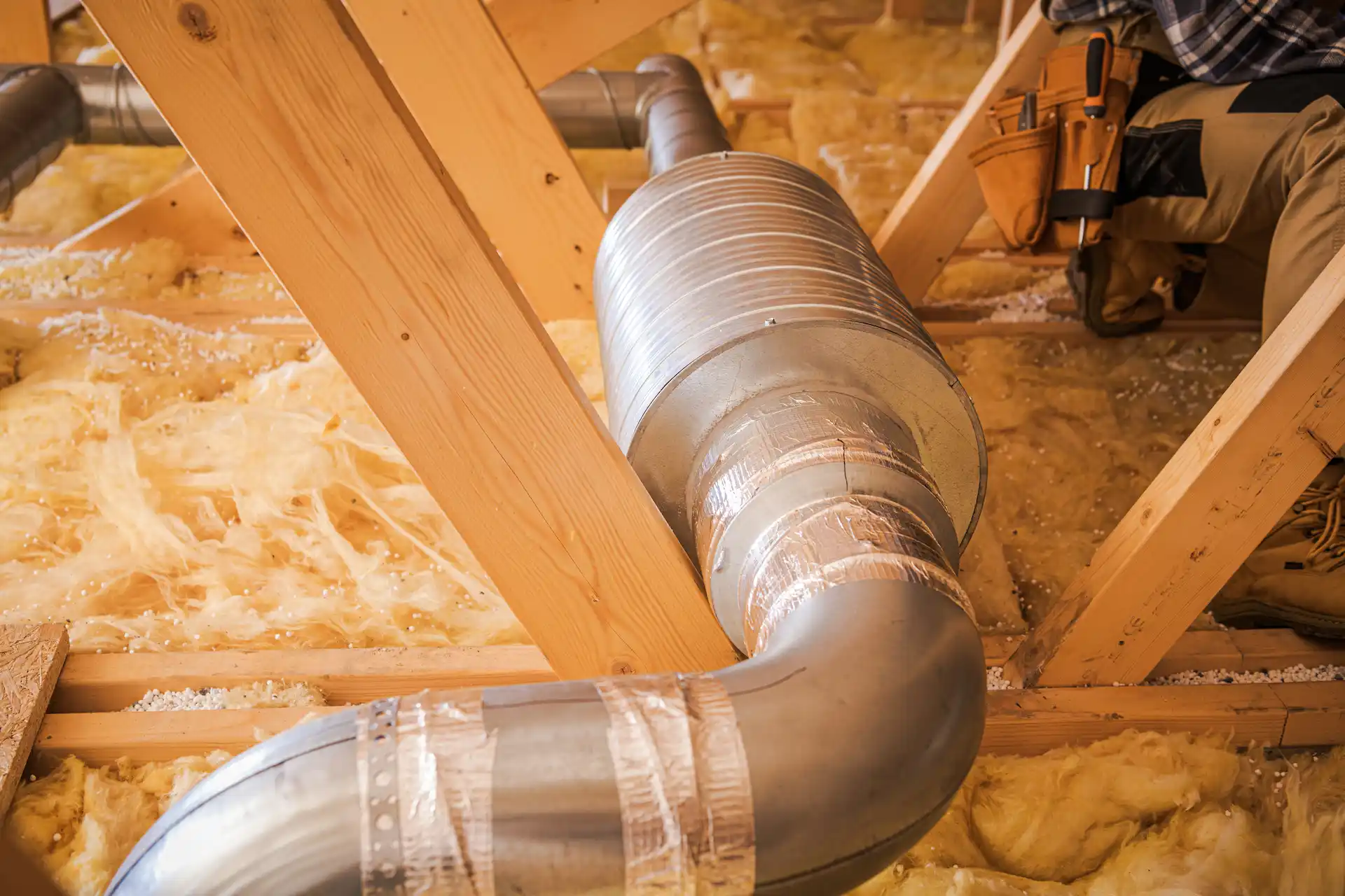 clean ducts in attic